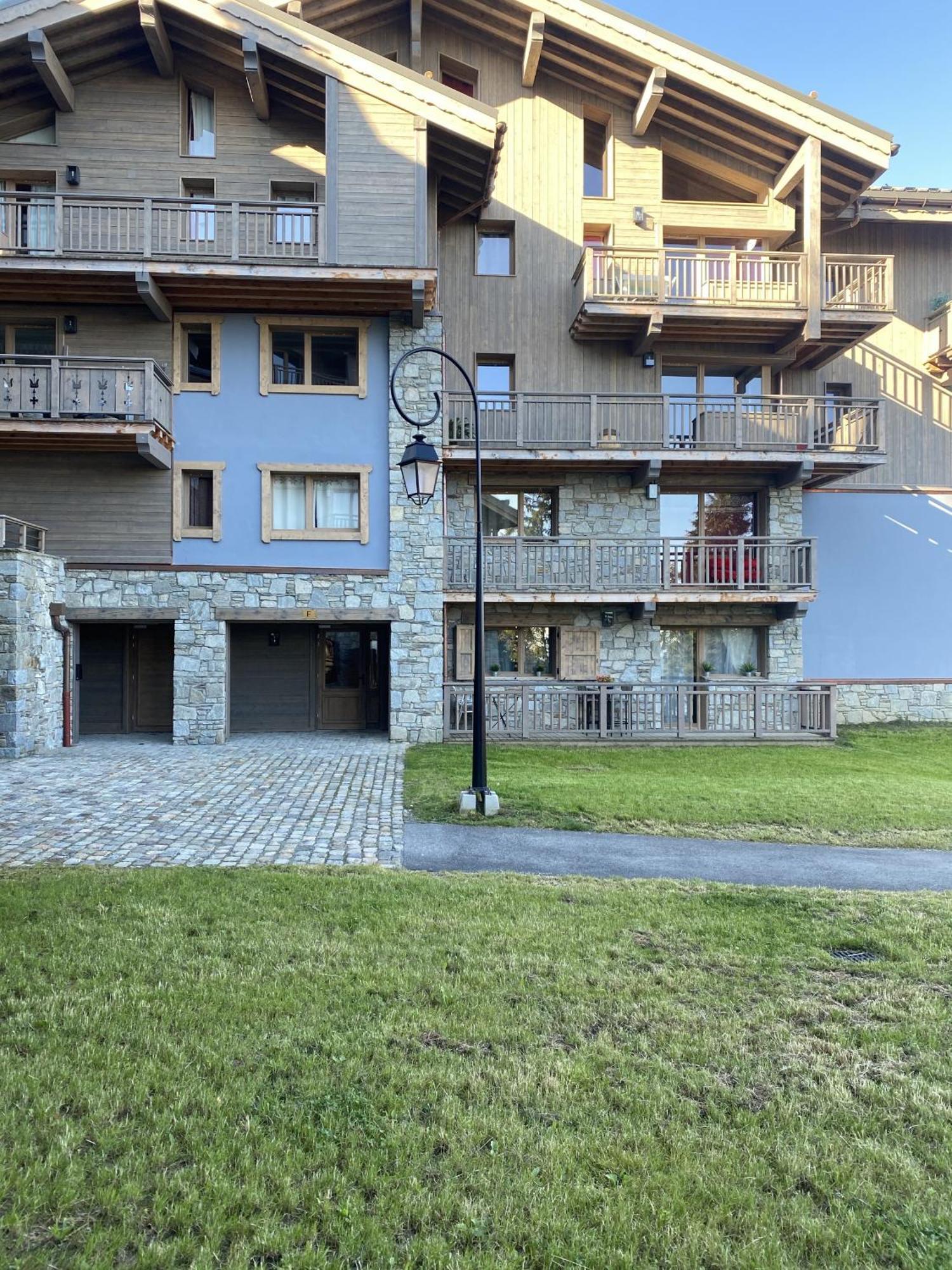Les 7 laux immobilier chalet F Prapoutel Extérieur photo