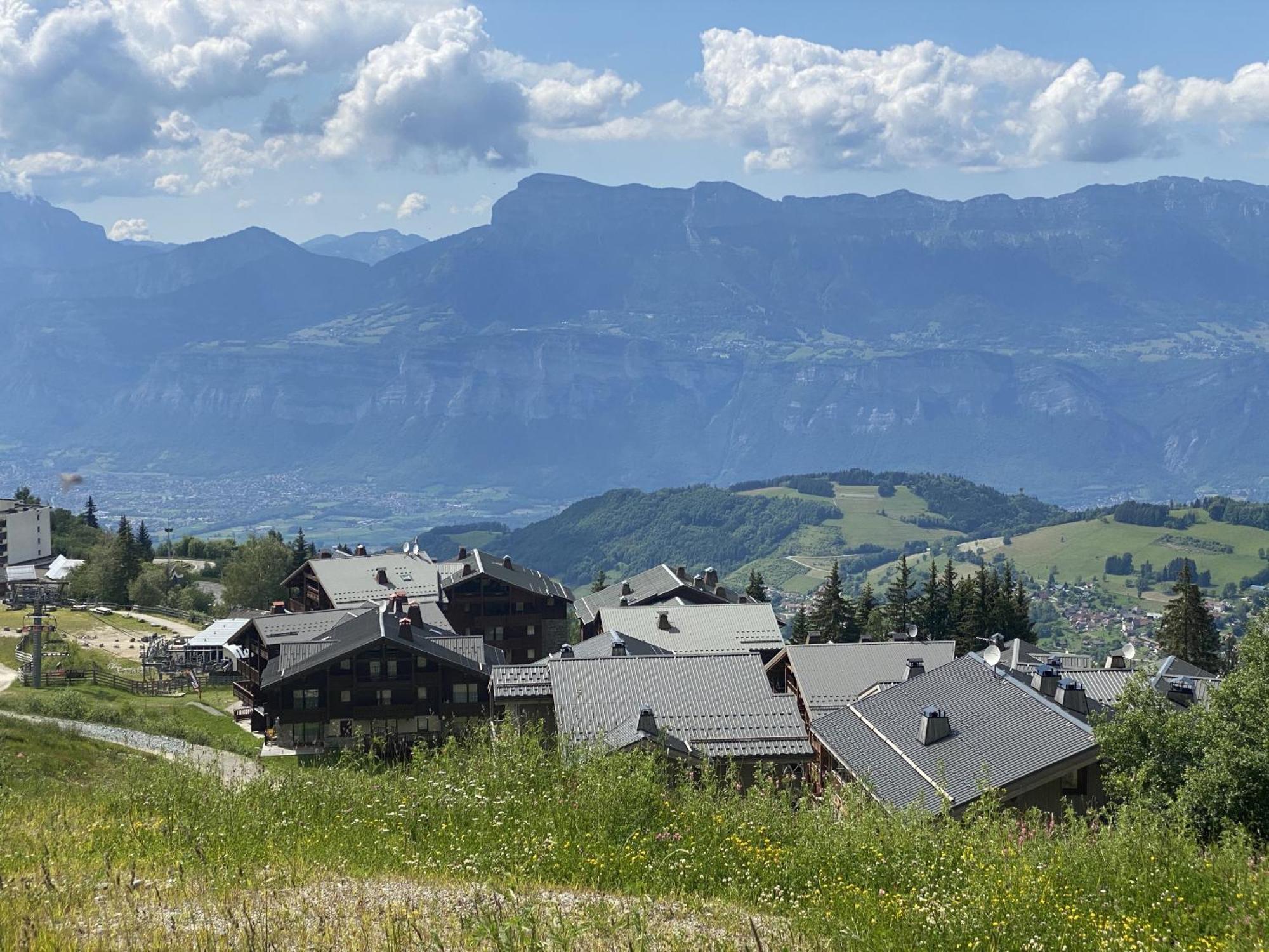 Les 7 laux immobilier chalet F Prapoutel Extérieur photo