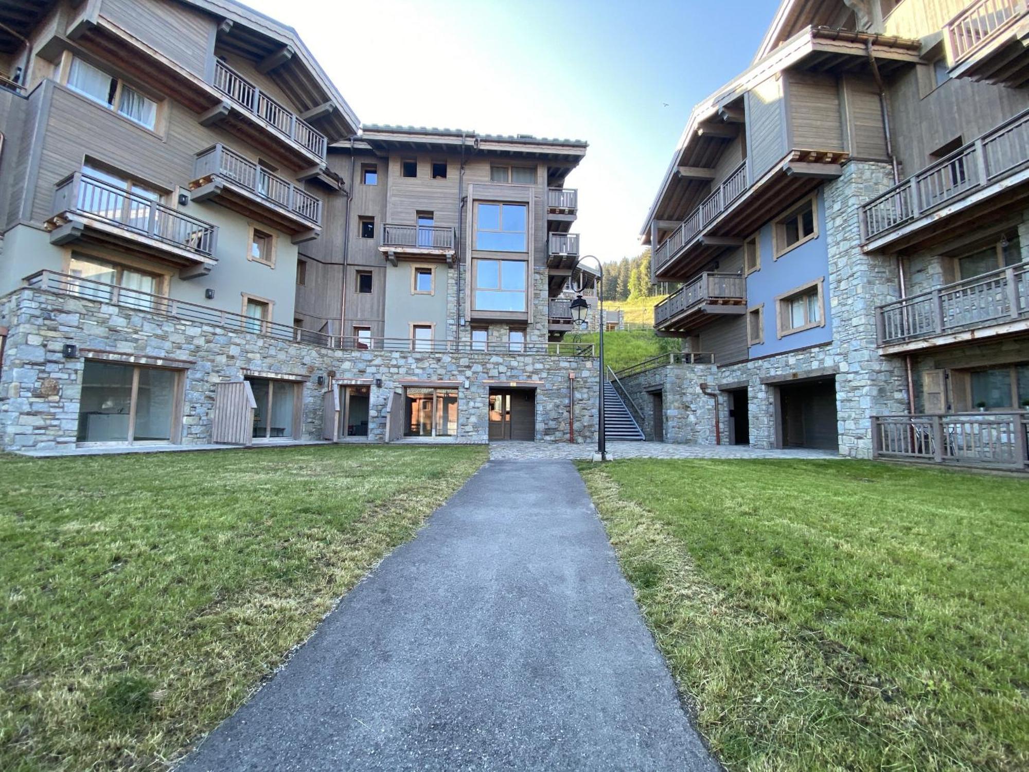 Les 7 laux immobilier chalet F Prapoutel Extérieur photo