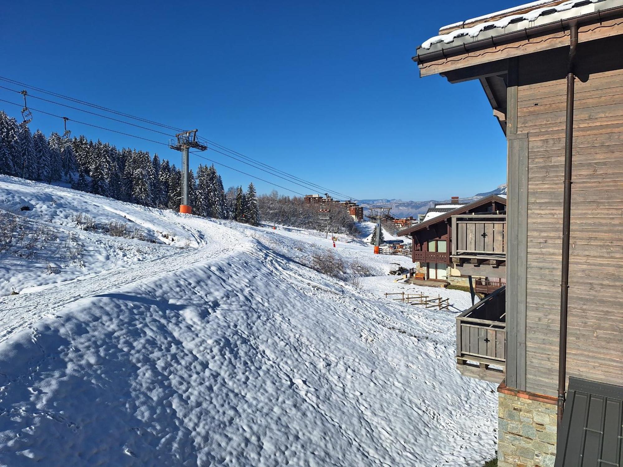 Les 7 laux immobilier chalet F Prapoutel Extérieur photo